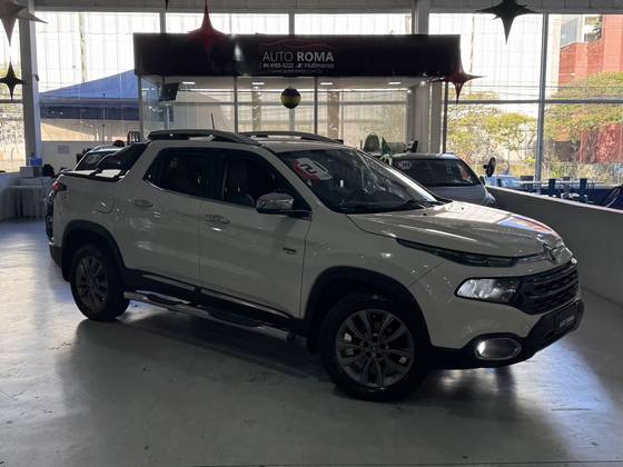 FIAT TORO 2.0 16V TURBO DIESEL RANCH 4WD AT9 FIAT TORO 2.0 16V TURBO DIESEL RANCH 4WD AT9